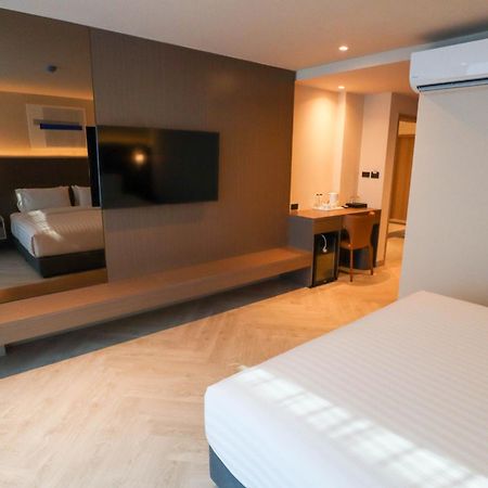 The One Cozy Living Otel Pattaya Dış mekan fotoğraf