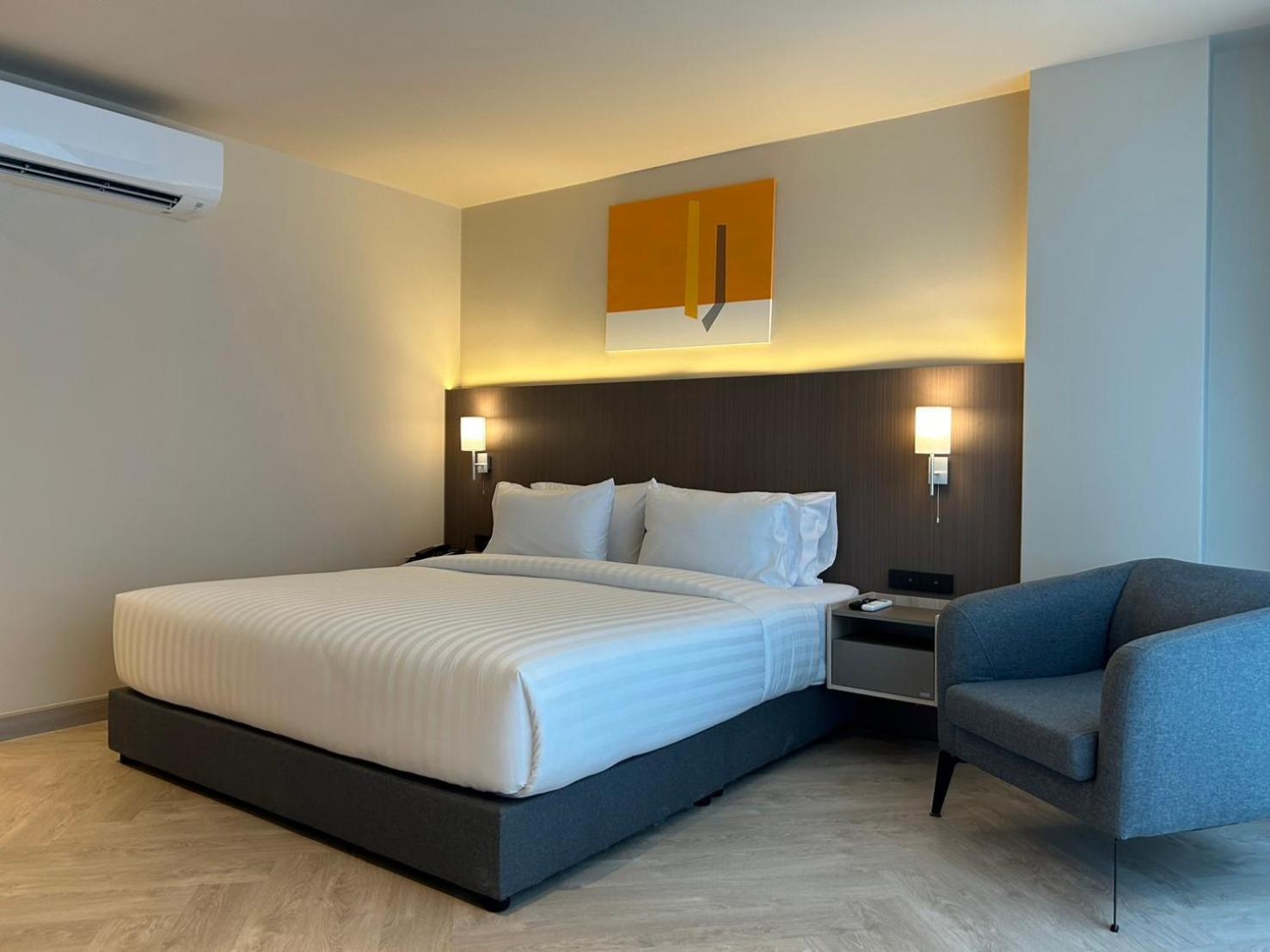 The One Cozy Living Otel Pattaya Dış mekan fotoğraf
