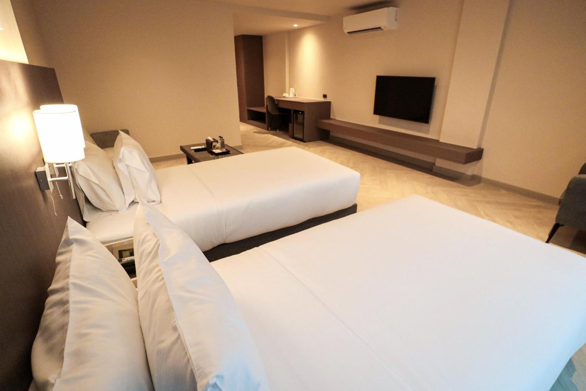 The One Cozy Living Otel Pattaya Dış mekan fotoğraf