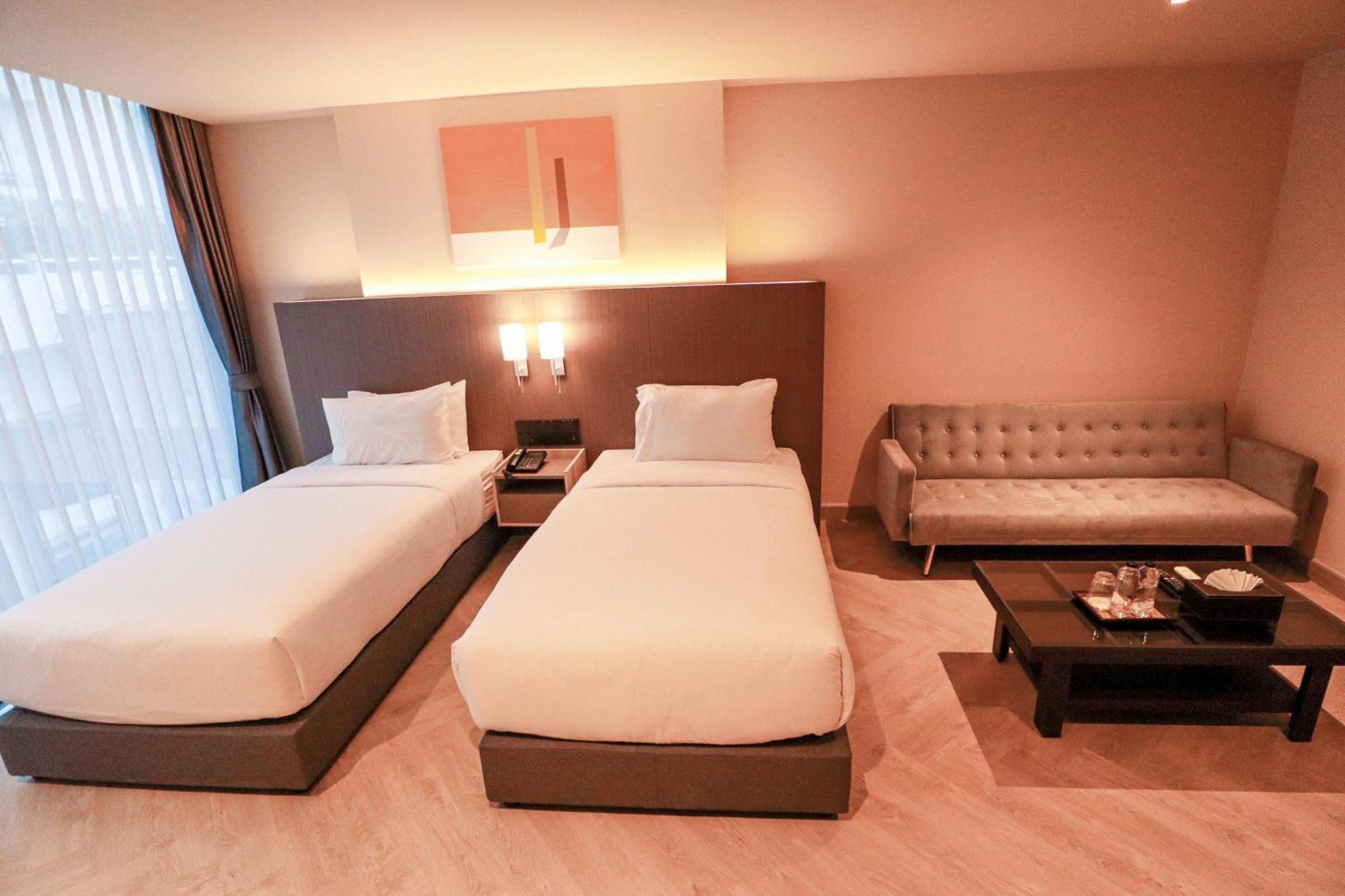 The One Cozy Living Otel Pattaya Dış mekan fotoğraf